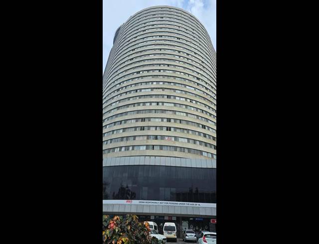 2 BEDROOM APARTMENT FOR SALE IN DURBAN CBD